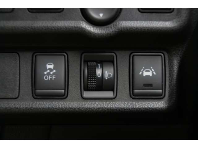 日産 ノート １．２ Ｅ－ＰＯＷＥＲ Ｘ R1年 (東北) 99