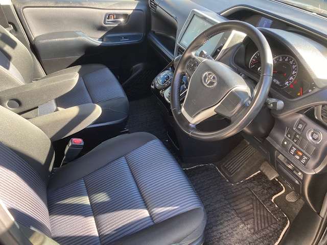 トヨタ ヴォクシー ２．０ ＺＳ 煌ＩＩ H28年 (東北) 99