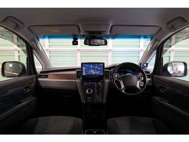 三菱 デリカ　Ｄ：５ ２．２ Ｐ ディーゼルターボ ４ＷＤ R4年 (東北) 99