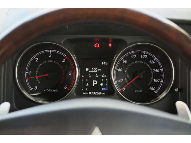 三菱 デリカ　Ｄ：５ ２．２ Ｄ パワーパッケージ ディーゼルターボ ４ＷＤ H28年 (東北) 99