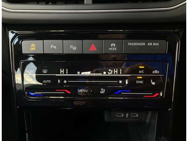 フォルクスワーゲン Ｔ－ＣＲＯＳＳ ＴＳＩ Ｒライン R7年 (東北) 99