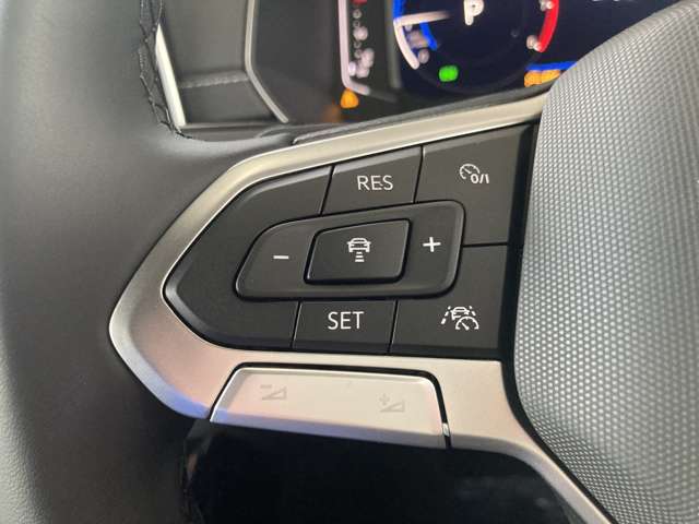 フォルクスワーゲン Ｔ－ＣＲＯＳＳ ＴＳＩ Ｒライン R7年 (東北) 99