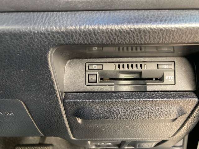 トヨタ ヴォクシー ２．０ ＺＳ 煌 H30年 (東北) 99