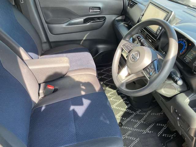 日産 ルークス ６６０ ハイウェイスターＸ プロパイロット エディション R4年 (東北) 99