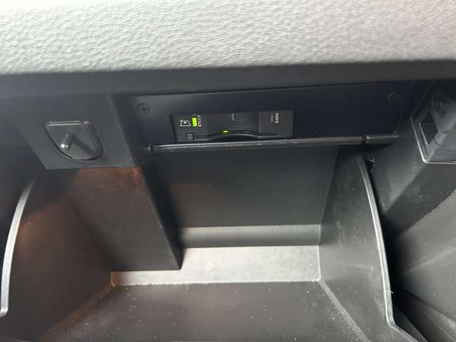 ジープ レネゲード リミテッド R4年 (東北) 99