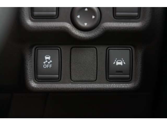 日産 ノート １．２ Ｅ－ＰＯＷＥＲ Ｘ H28年 (東北) 99