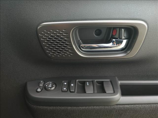 ホンダ Ｎ　ＢＯＸ カスタム ６６０ R7年 (東北) 99