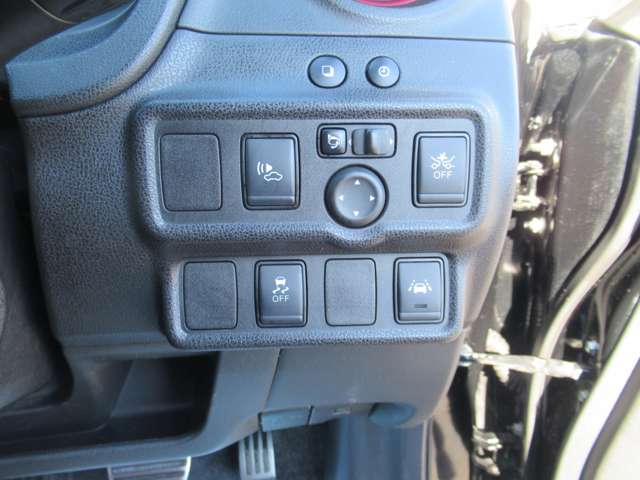 日産 ノート １．２ Ｅ－ＰＯＷＥＲ ＮＩＳＭＯ R2年 (東北) 99