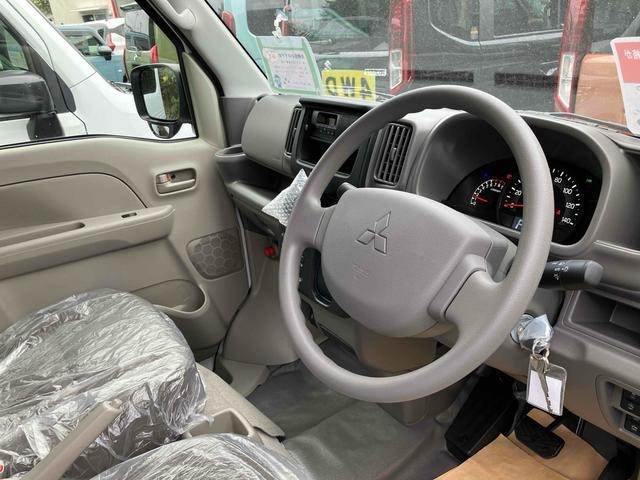 三菱 ミニキャブバン ６６０ Ｍ ４ＷＤ R6年 (東北) 99