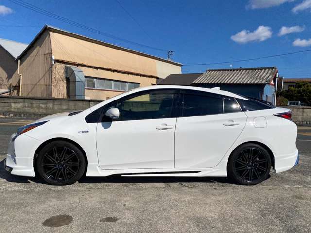 トヨタ プリウス １．８ Ｓ H30年 (東海) 99