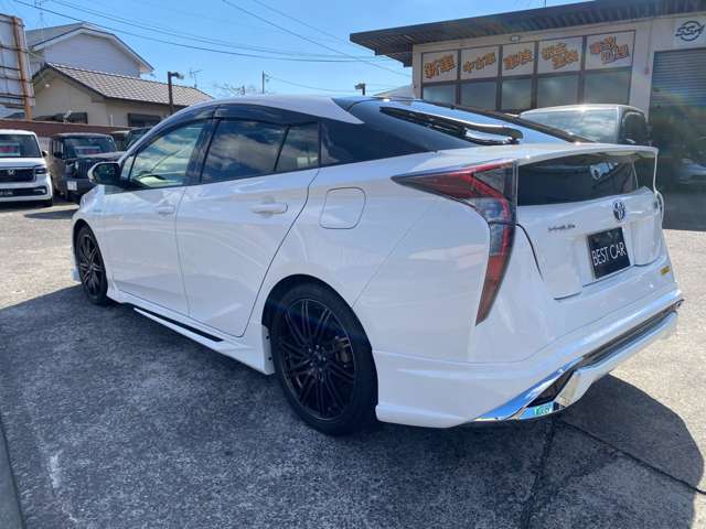 トヨタ プリウス １．８ Ｓ H30年 (東海) 99