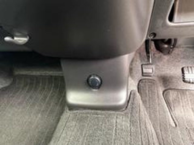 日産 デイズ ６６０ ハイウェイスターＸ H25年 (東海) 99