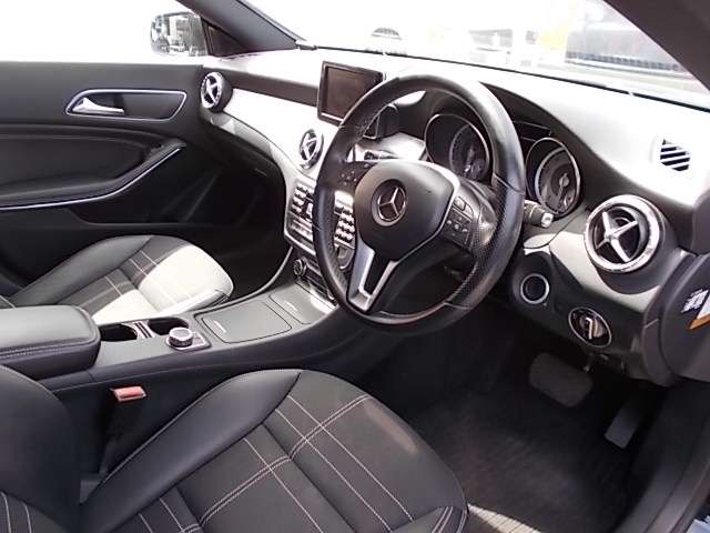 メルセデスベンツ ＣＬＡクラス ＣＬＡ１８０ H25年 (東海) 99