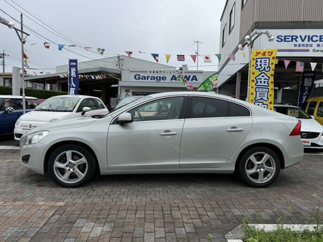 ボルボ Ｓ６０ ＤＲＩＶＥ H23年 (東海) 99