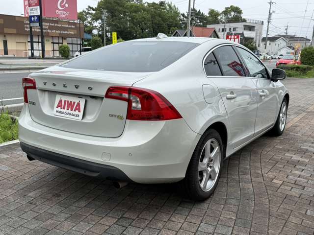 ボルボ Ｓ６０ ＤＲＩＶＥ H23年 (東海) 99