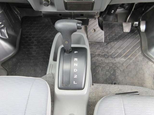 日産 ＮＶ１００クリッパー ６６０ ＤＸ H25年 (東海) 99