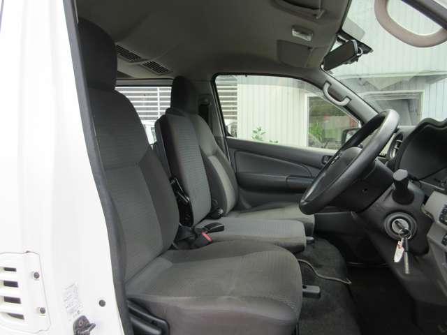 日産 ＮＶ３５０キャラバン ２．０ ＤＸ ロングボディ R1年 (東海) 99