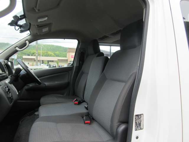 日産 ＮＶ３５０キャラバン ２．０ ＤＸ ロングボディ R1年 (東海) 99