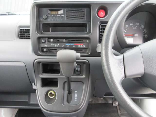 ダイハツ ハイゼットカーゴ ６６０ スペシャルクリーン ４ＷＤ H27年 (東海) 99
