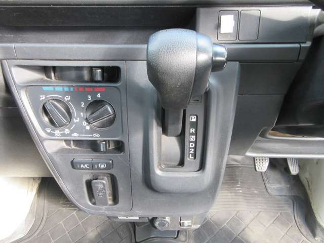 ダイハツ ハイゼットカーゴ ６６０ スペシャル ＳＡＩＩＩ R1年 (東海) 99