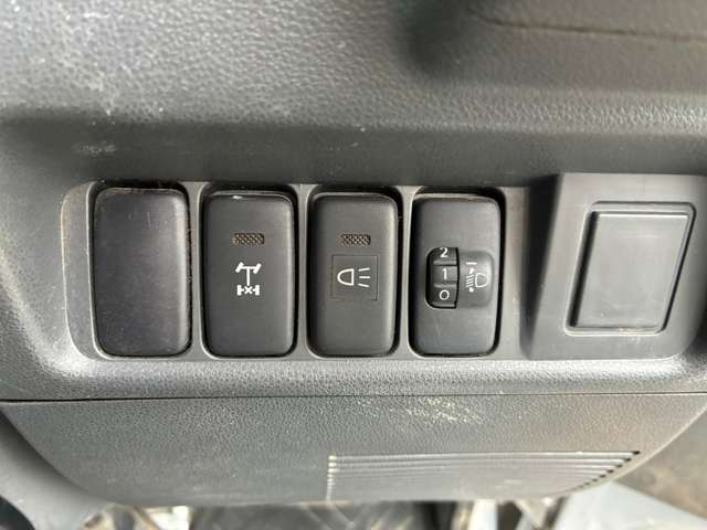 ダイハツ ハイゼットトラック ６６０ エクストラ ３方開 ４ＷＤ H21年 (東海) 99