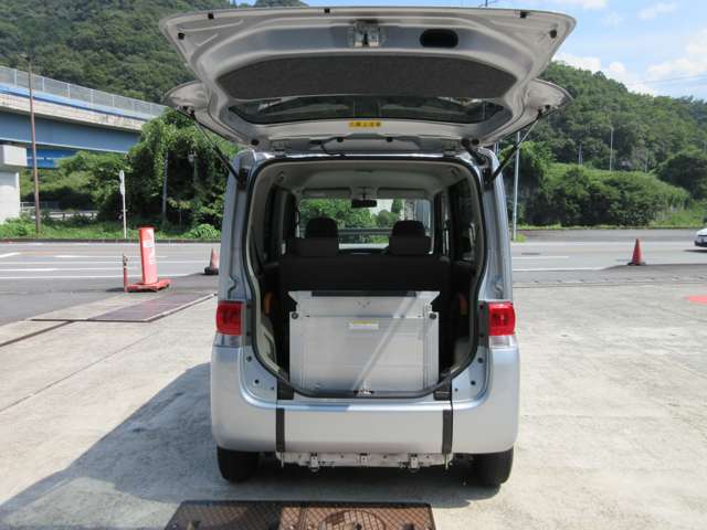 ダイハツ タント ６６０ フレンドシップ スローパー リヤシート付仕様 H22年 (東海) 99