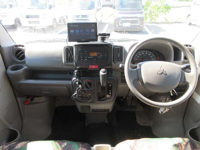 三菱 ミニキャブバン ６６０ ブラボー ターボ ハイルーフ ４ＷＤ H27年 (東海) 99