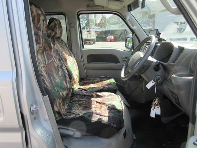 三菱 ミニキャブバン ６６０ ブラボー ターボ ハイルーフ ４ＷＤ H27年 (東海) 99