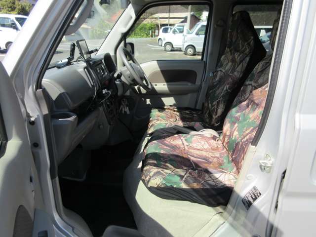 三菱 ミニキャブバン ６６０ ブラボー ターボ ハイルーフ ４ＷＤ H27年 (東海) 99