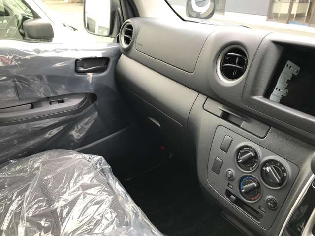 日産 キャラバンバン ２．０ ＤＸ ロングボディ R8年 (東海) 99