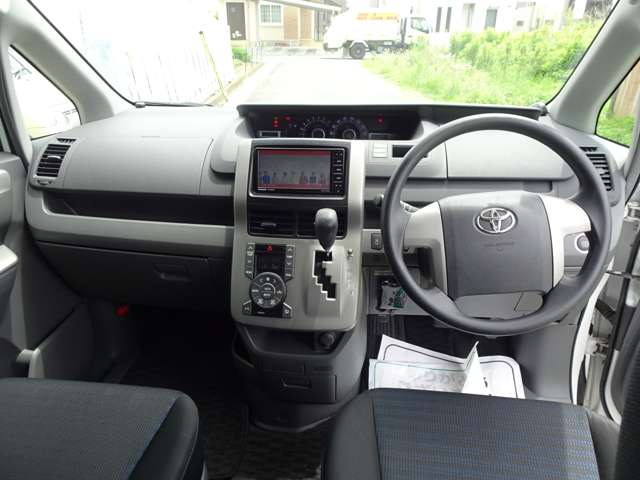 トヨタ ヴォクシー ２．０ Ｚ H19年 (東海) 99