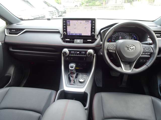トヨタ ＲＡＶ４　ＰＨＶ ２．５ ブラック トーン Ｅ－ＦＯＵＲ ４ＷＤ R3年 (東海) 99