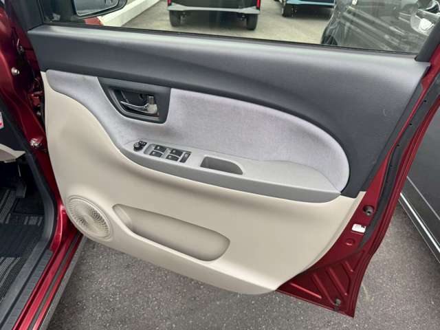 ダイハツ キャスト　スタイル スタイル ６６０ Ｘ ＳＡＩＩ H27年 (東海) 99