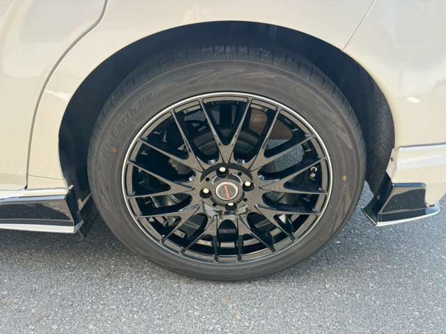日産 ノートオーラ １．２ Ｇ R4年 (東海) 99