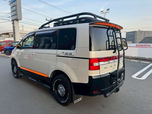 三菱 デリカ　Ｄ：５ ２．２ アクティブギア ディーゼルターボ ４ＷＤ H29年 (東海) 99