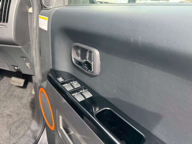三菱 デリカ　Ｄ：５ ２．２ アクティブギア ディーゼルターボ ４ＷＤ H29年 (東海) 99