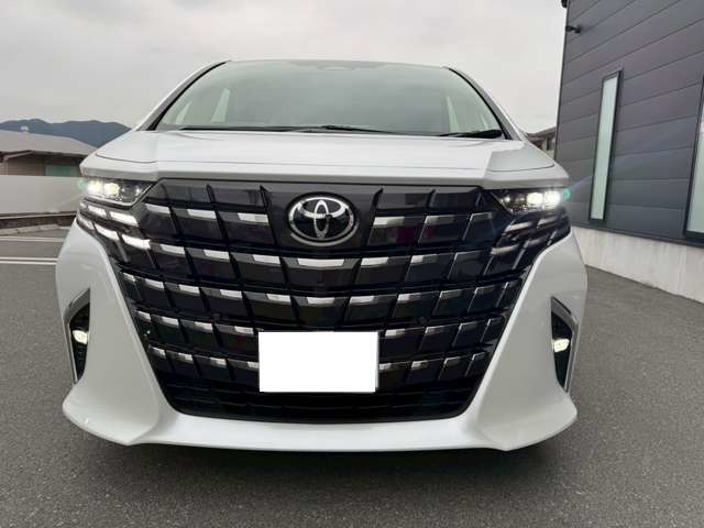 トヨタ アルファード　ハイブリッド ハイブリッド ２．５ スペーシャス ラウンジ Ｅ－ＦＯＵＲ ４ＷＤ R7年 (東海) 99