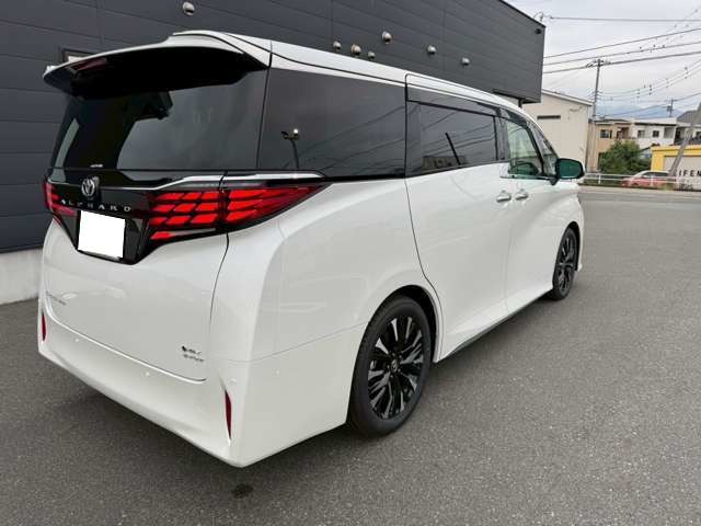 トヨタ アルファード　ハイブリッド ハイブリッド ２．５ スペーシャス ラウンジ Ｅ－ＦＯＵＲ ４ＷＤ R7年 (東海) 99