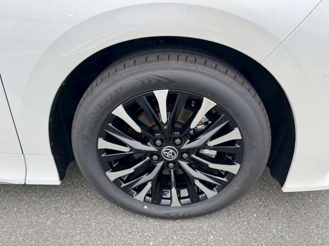 トヨタ アルファード　ハイブリッド ハイブリッド ２．５ スペーシャス ラウンジ Ｅ－ＦＯＵＲ ４ＷＤ R7年 (東海) 99