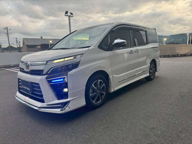 トヨタ ヴォクシー ２．０ ＺＳ 煌 H29年 (東海) 99