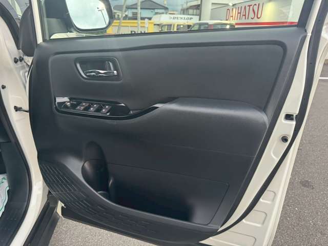 トヨタ ヴォクシー ２．０ ＺＳ 煌 H29年 (東海) 99