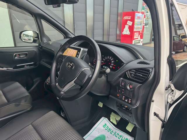 トヨタ ヴォクシー ２．０ ＺＳ 煌 H29年 (東海) 99