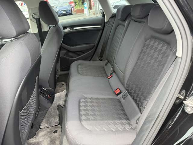 アウディ Ａ３　スポーツバック １．４　ＴＦＳＩ H27年 (東海) 99