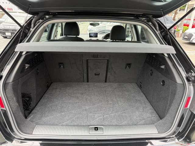 アウディ Ａ３　スポーツバック １．４　ＴＦＳＩ H27年 (東海) 99