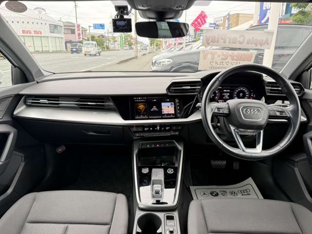 アウディ Ａ３　スポーツバック ３０　ＴＦＳＩ R3年 (東海) 99