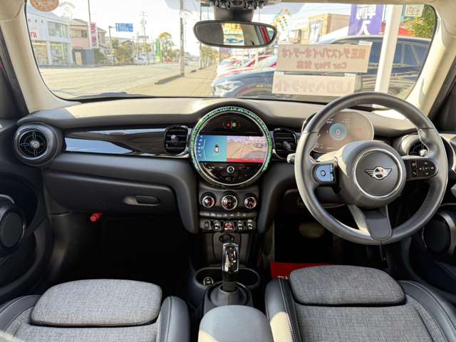 ミニ ミニ クーパーＤ ５ドア ＤＣＴ R3年 (東海) 99