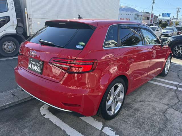 アウディ Ａ３　スポーツバック ３０　ＴＦＳＩ　スポーツ R1年 (東海) 99