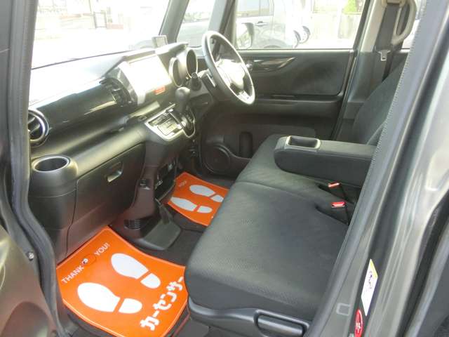 ホンダ Ｎ　ＢＯＸ ６６０ カスタムＧ ターボＳＳパッケージ H26年 (東海) 99