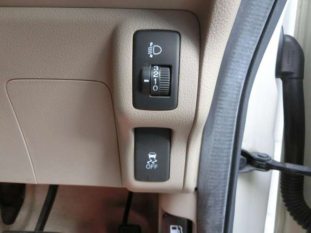 ホンダ Ｎ　ＢＯＸ ６６０ Ｇ Ｌパッケージ H24年 (東海) 99