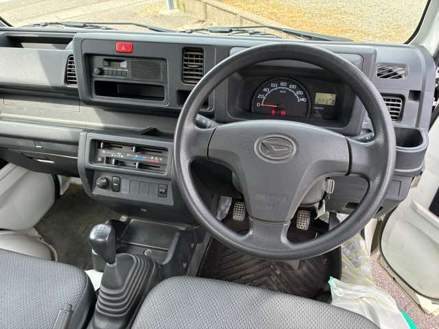 ダイハツ ハイゼットトラック ６６０ スタンダード ３方開 ４ＷＤ H28年 (甲信越・北陸) 99